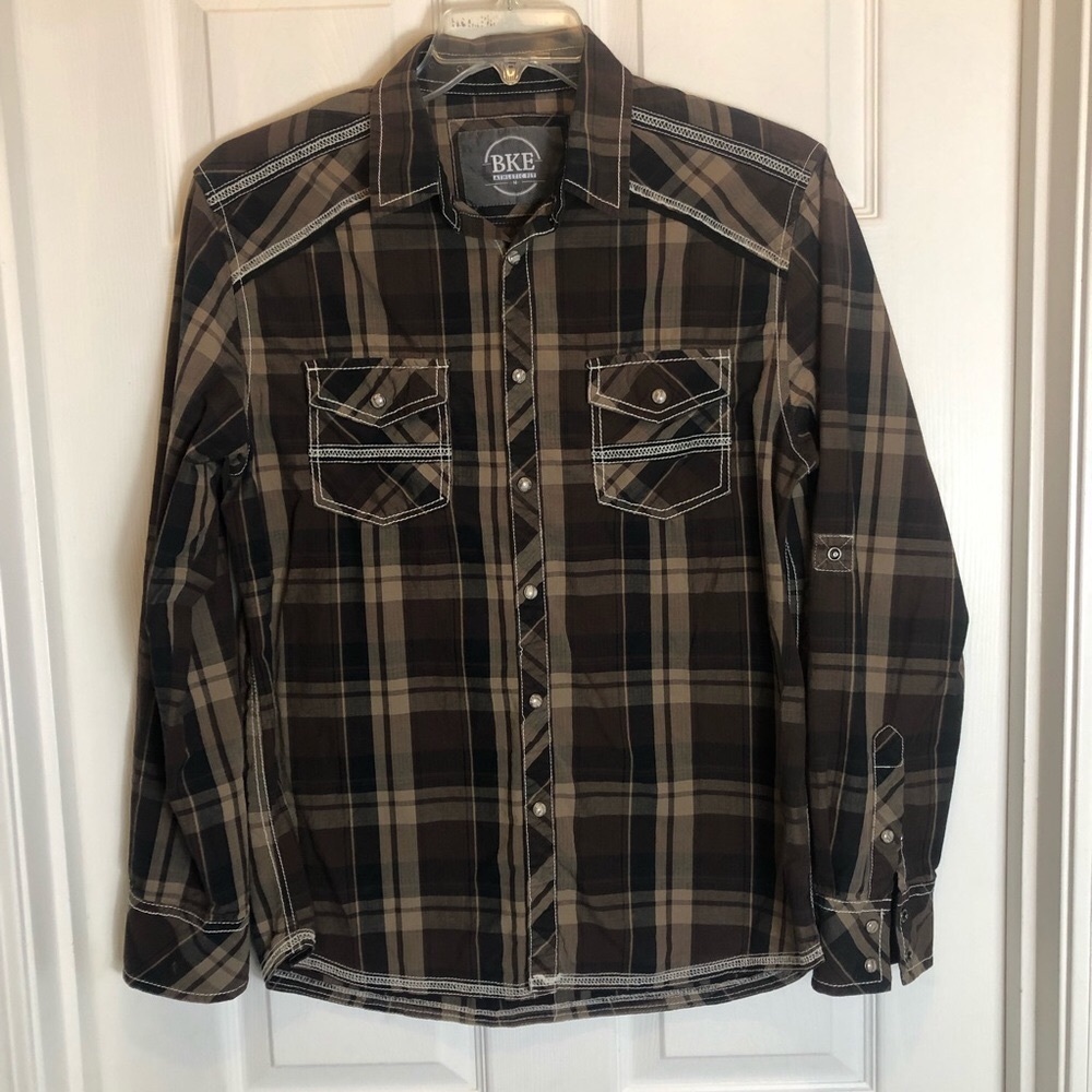 BKE Athletic Fit Roll Tab Long Sleeve Shirt, Pearl Snaps, Brown Plaid,